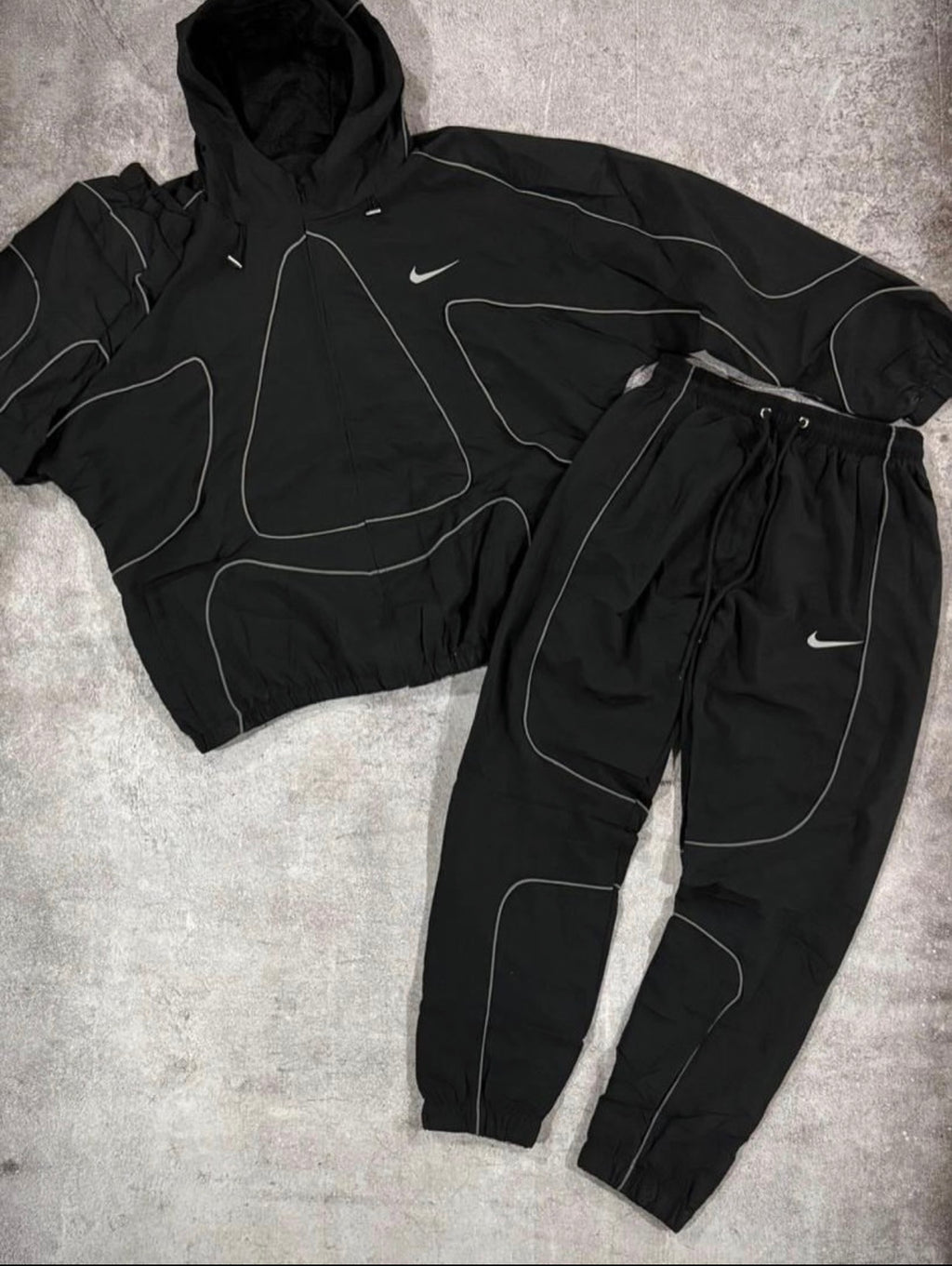 CHANDAL REFLECTANTE !!