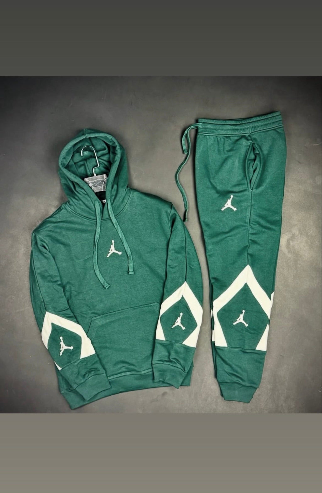 CONJUNTO JORDAN