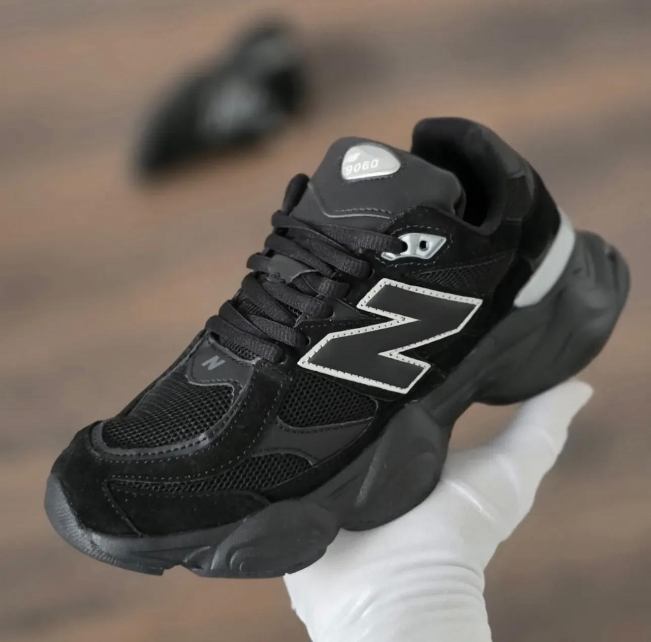 NEW BALANCE 9060