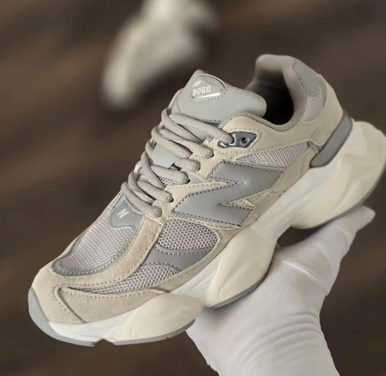 NEW BALANCE 9060